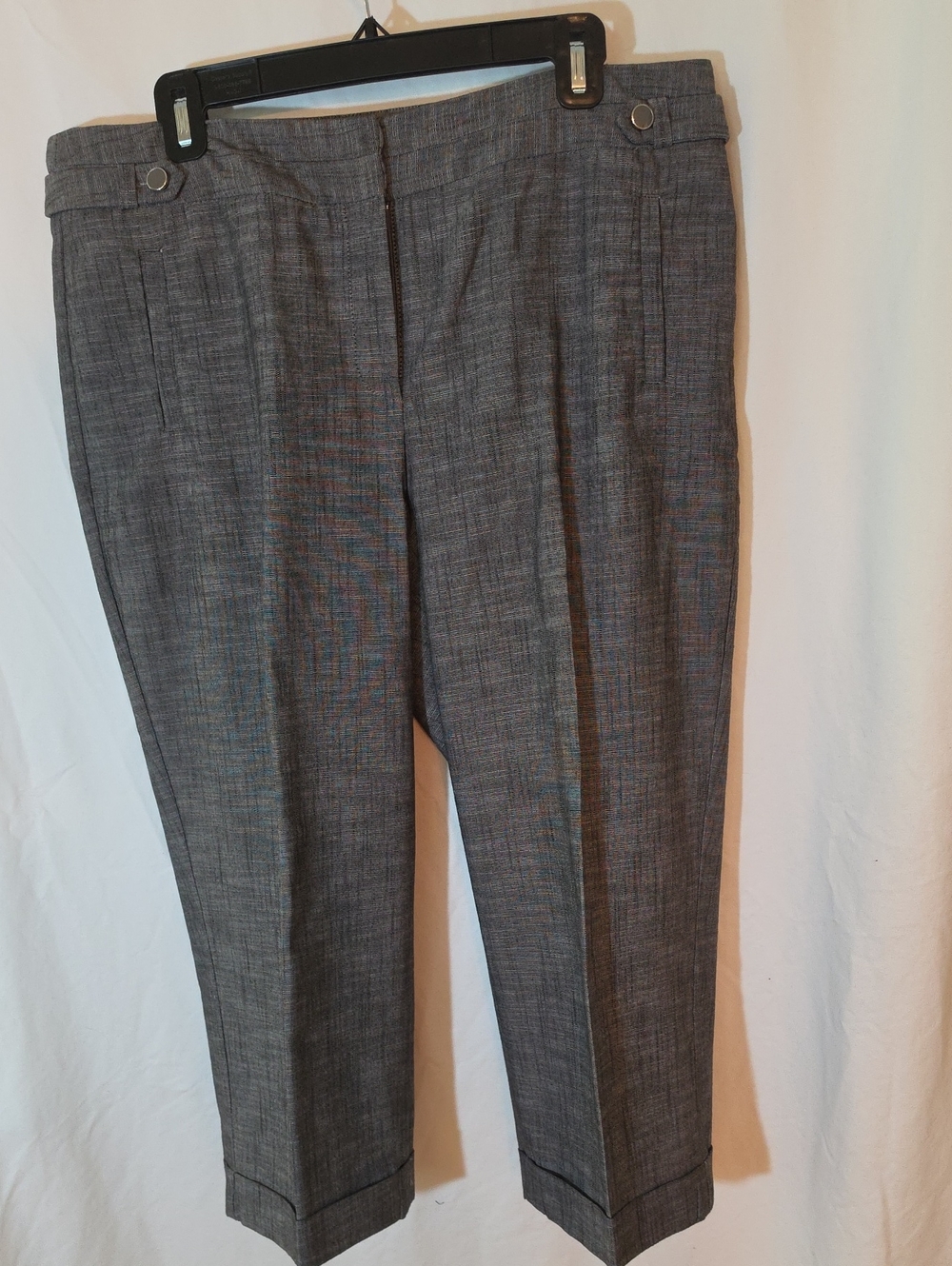 Larry Levine Women's Short Pants